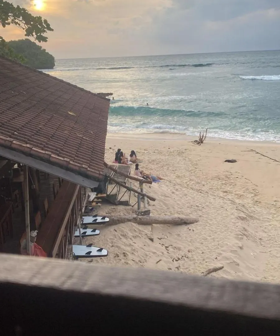 Warung Santai Bali Jimbaran Daire Pecatu